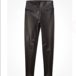 NWT AE BLACK FAUX LEATHER LEGGING LARGE LONG